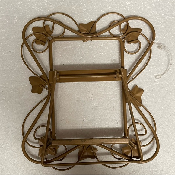 NWOT Gold Metal Heart-Shape Pic Frame W/Ivy Lear/Vines-Cover Glass not included - Picture 8 of 11